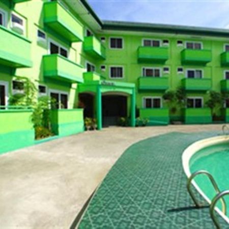 Green One Hotel Lapu-Lapu City Exteriör bild